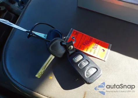 2013 Kia Optima Lx z USA, uszkodzony, nr VIN 5XXGM4A75DG145125